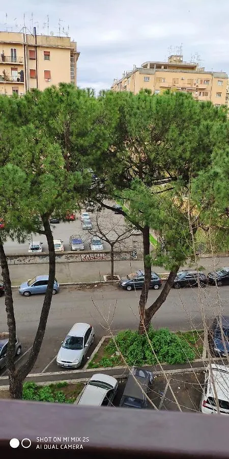 Apartament Casa Giustiniano - Metro San Paolo Rzym 0*,  Włochy