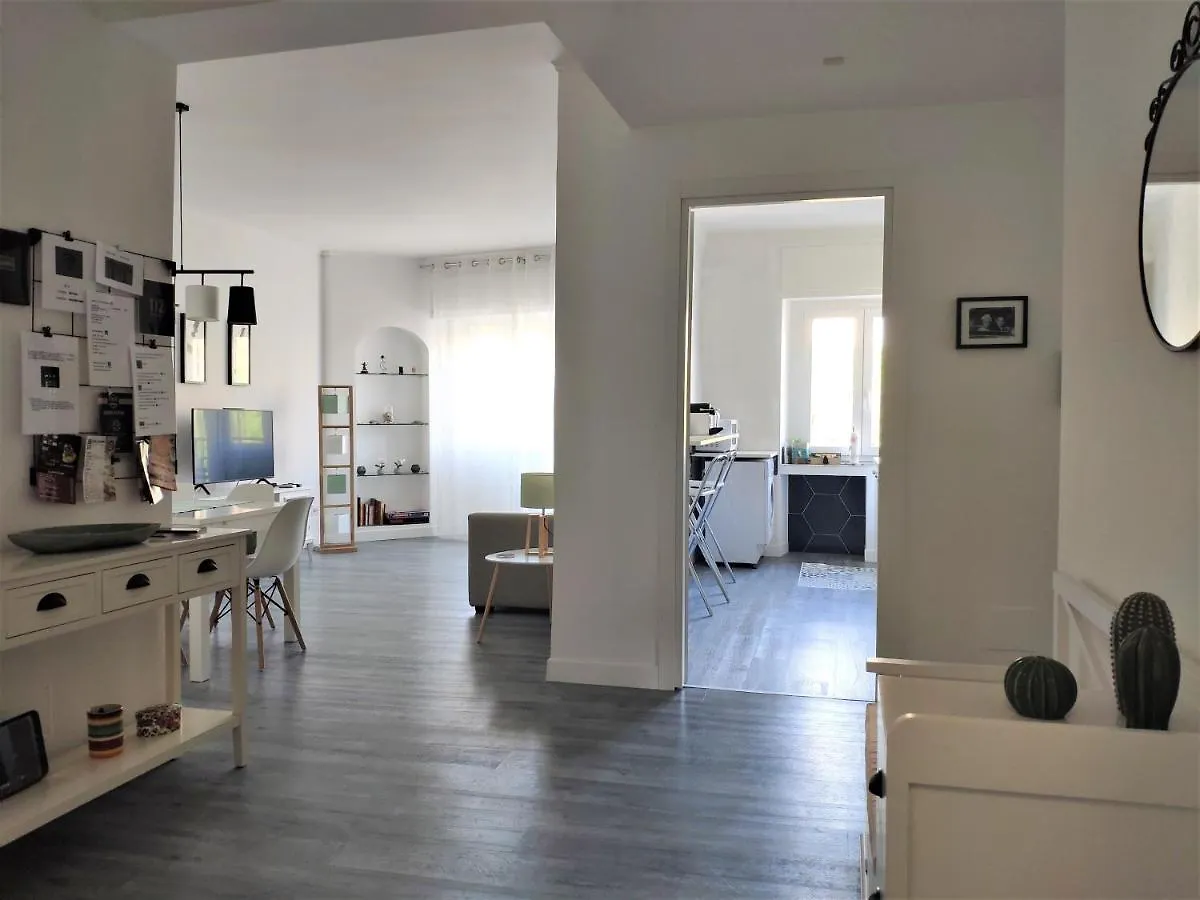 Apartament Casa Giustiniano - Metro San Paolo Rzym